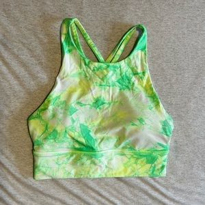 Lululemon sports bra